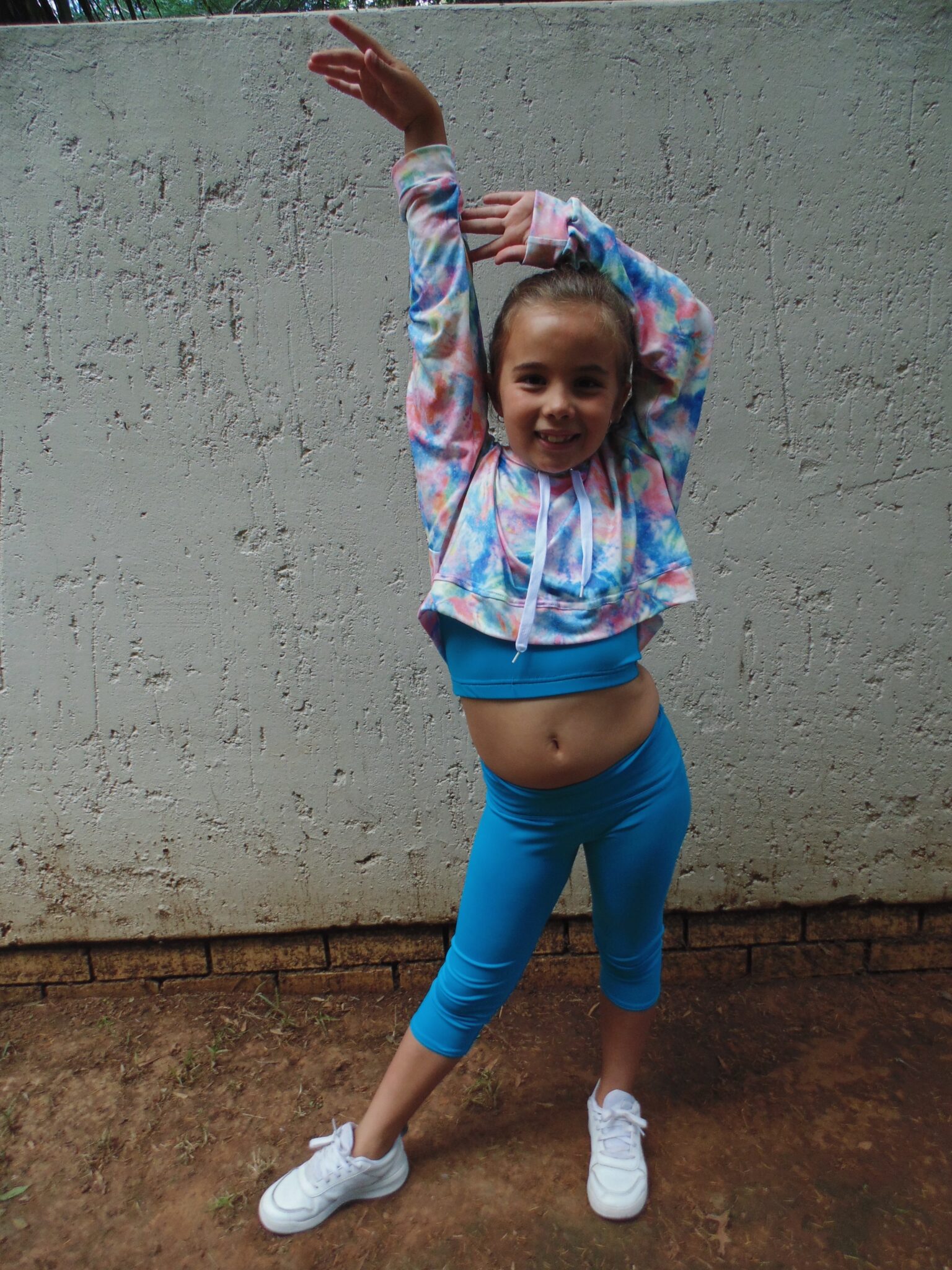 Tie-dye Cropped Hoodies – alternate view